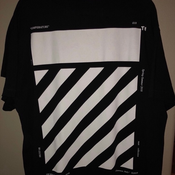 Off white tee